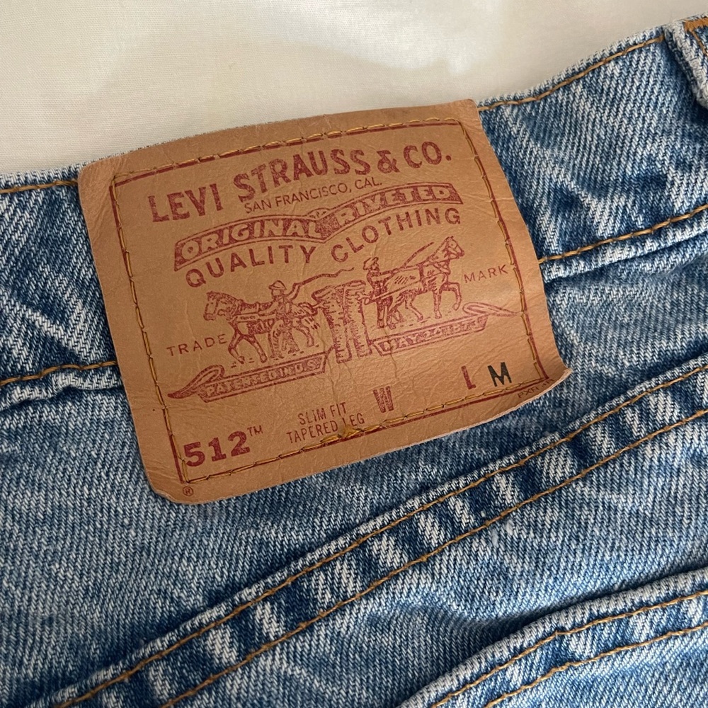 Levi’s “dad” shorts